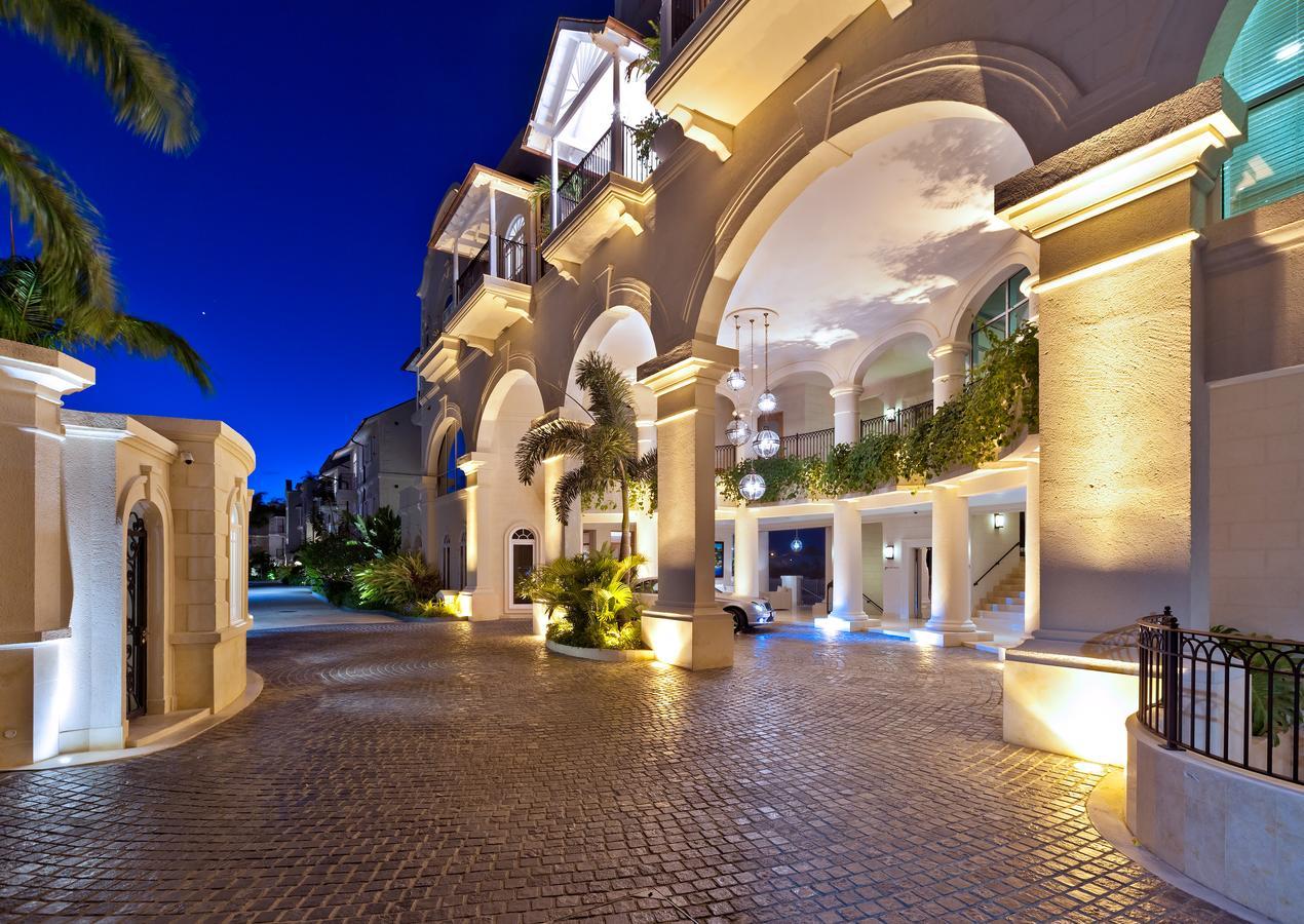 Port Ferdinand Marina And Luxury Residences Saint Peter Exterior foto
